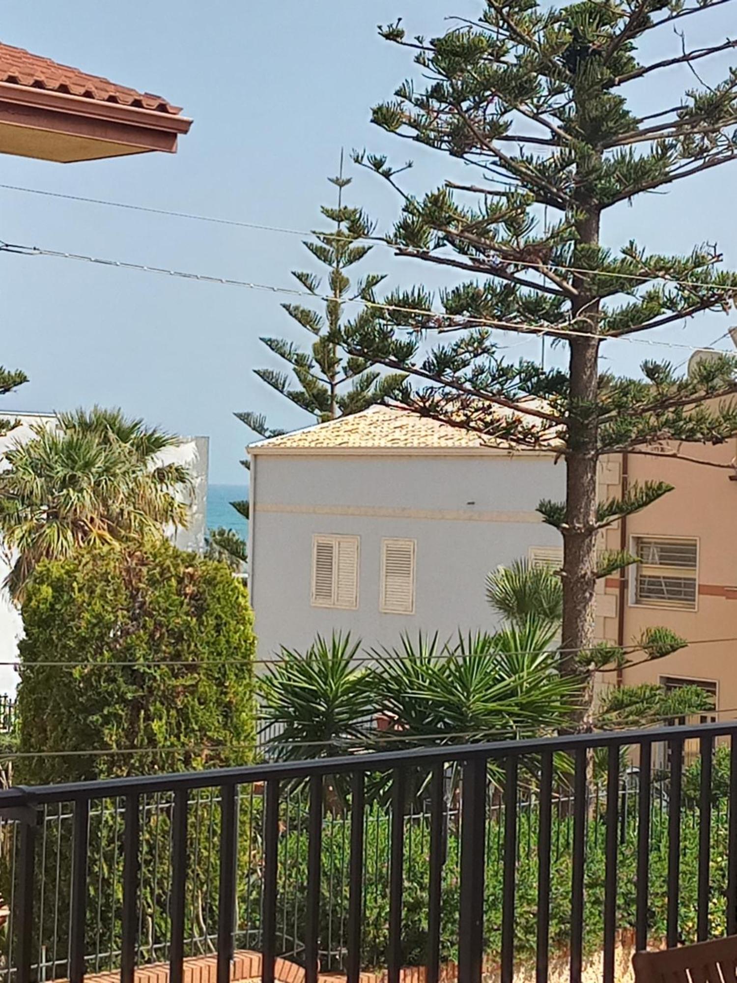 Casa Rosati Bed & Breakfast Sampieri Exterior photo